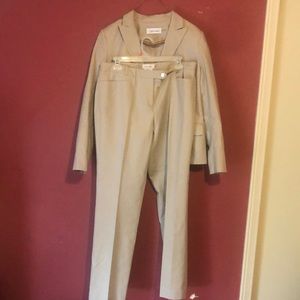 Woman’s size 10 full CK cream suit